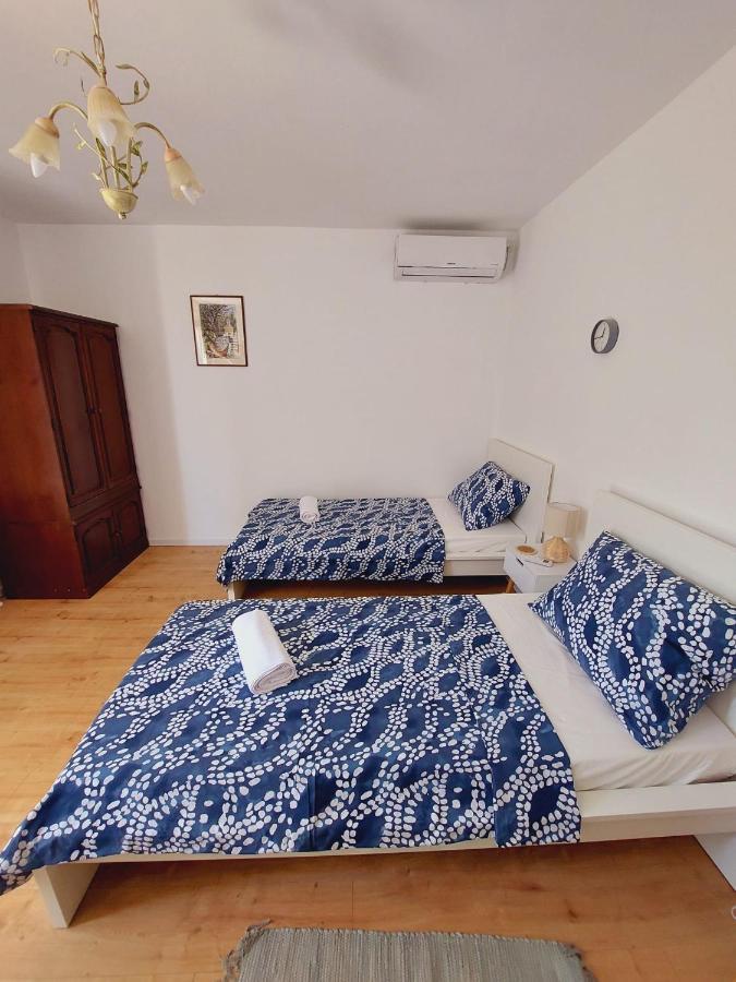 Apartments Mario Primošten Eksteriør billede