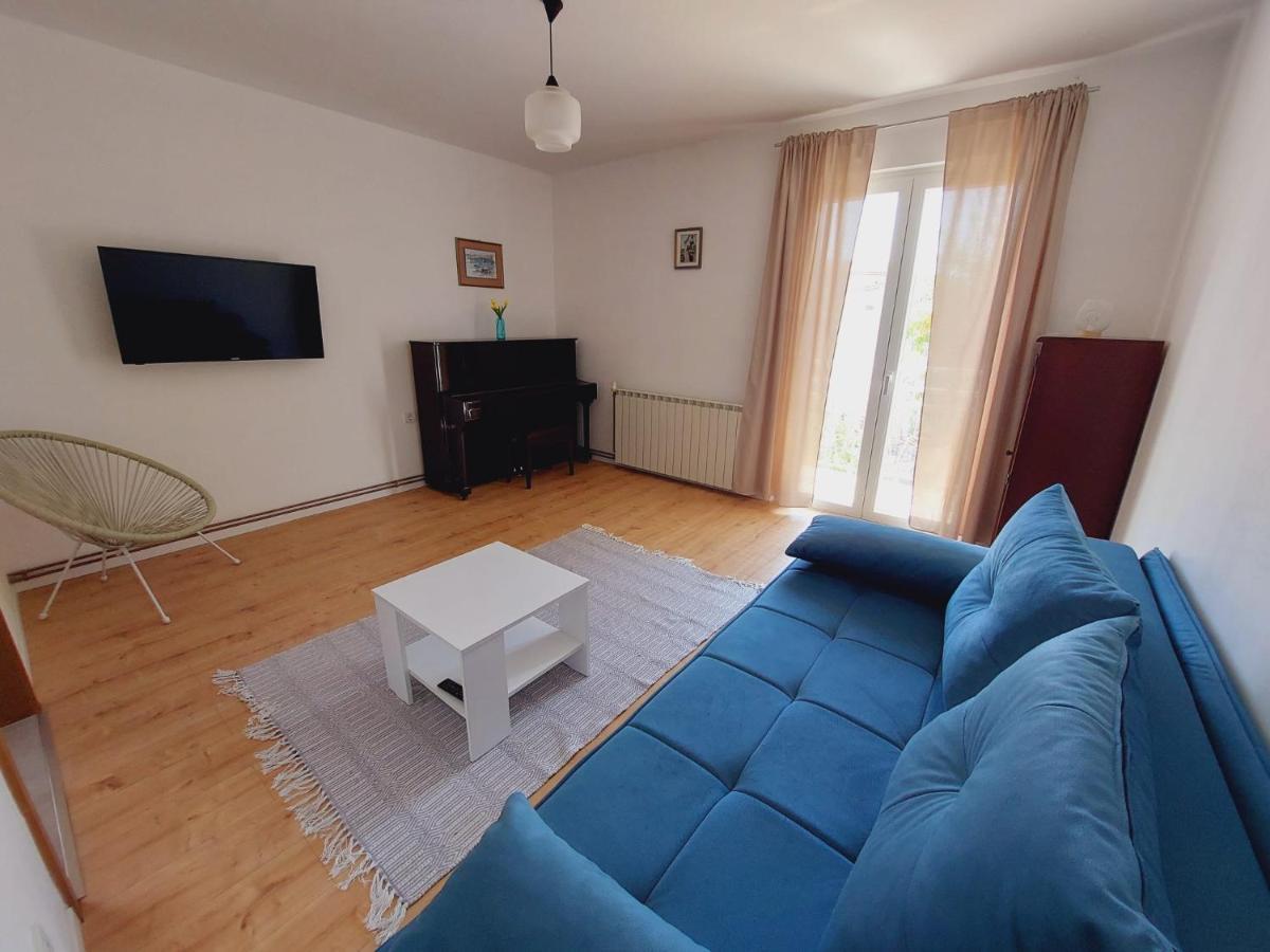 Apartments Mario Primošten Eksteriør billede